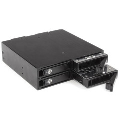 StarTech.com Backplane mobile per rack hot-swap 5,25" a 4 alloggiamenti HDD SATA SAS da 2,5" - 6 Gbps