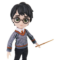 Wizarding World | Bambola articolata Harry Potter 20cm | Bacchetta e divisa di Hogwarts inclusa | Collezione Harry Potter | Per